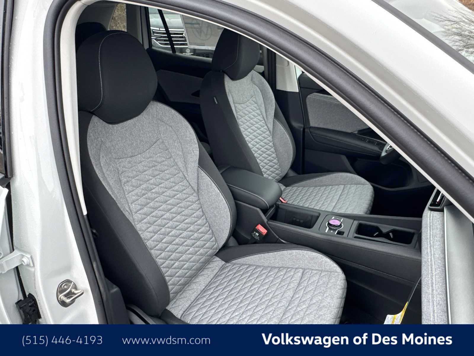 Thumbnail: 2026 Volkswagen Tiguan - 14