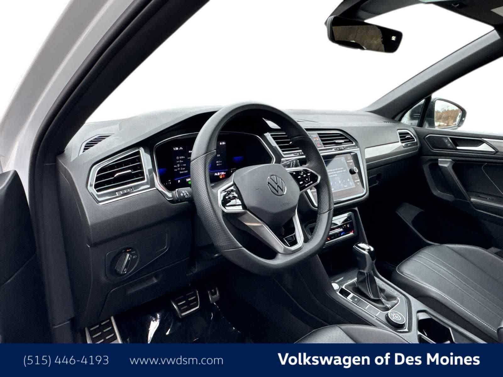 Thumbnail: 2022 Volkswagen Tiguan - 2