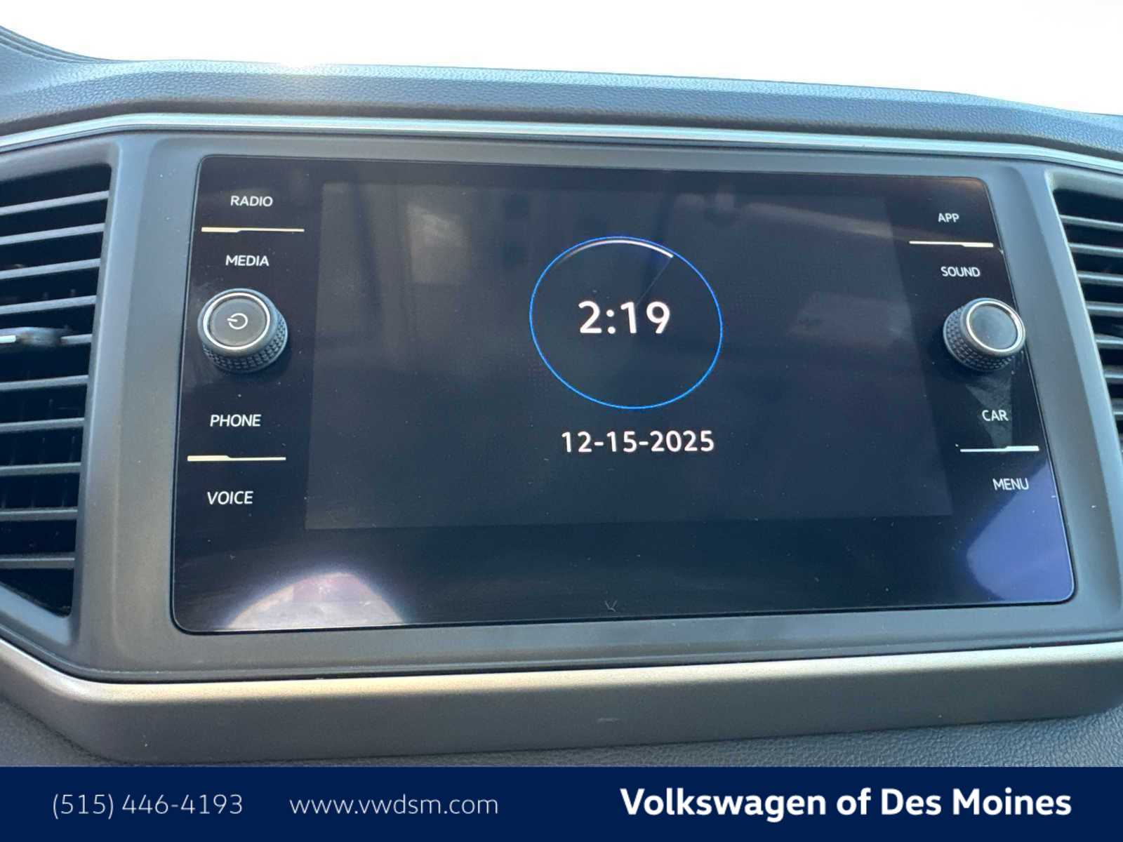 Thumbnail: 2021 Volkswagen Atlas - 17