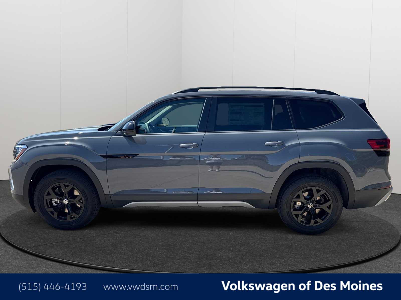 2025 Volkswagen Atlas  3