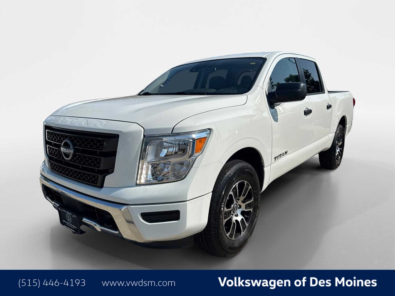 2023 Nissan Titan SV -
                  Johnston, IA