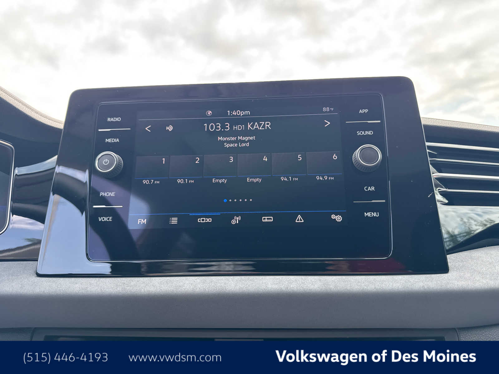 Thumbnail: 2025 Volkswagen Jetta - 17