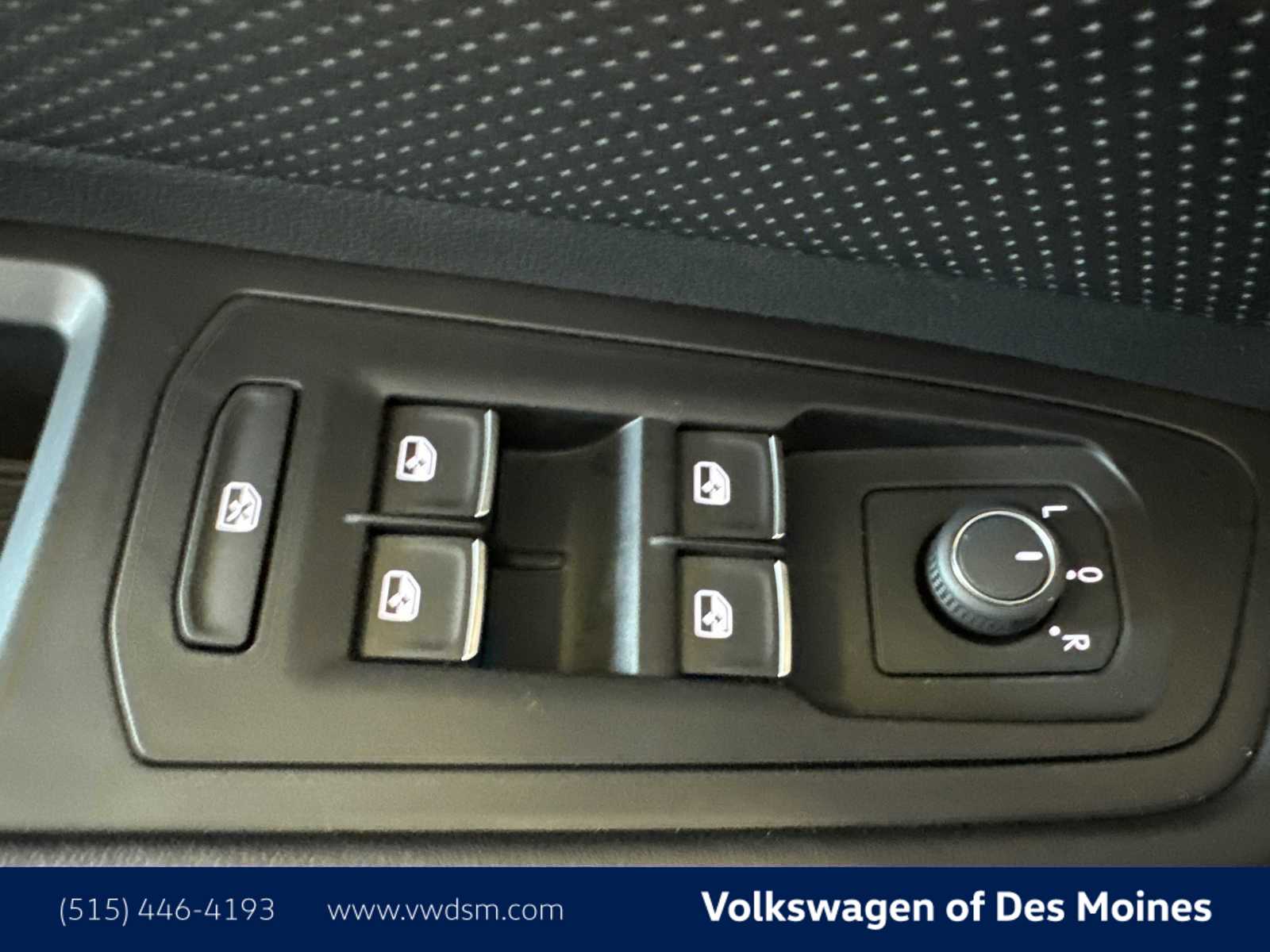 Thumbnail: 2025 Volkswagen Atlas - 23