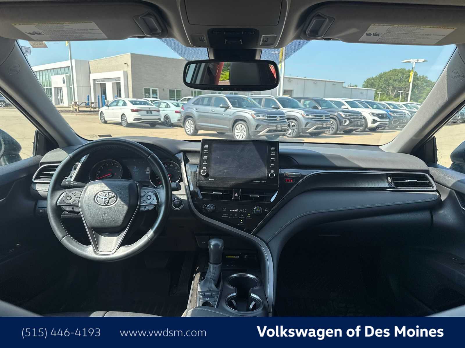 Thumbnail: 2022 Toyota Camry - 10