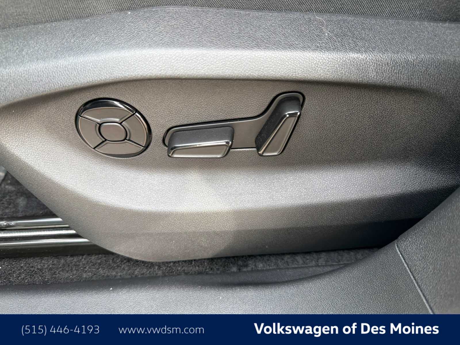 Thumbnail: 2026 Volkswagen Tiguan - 24