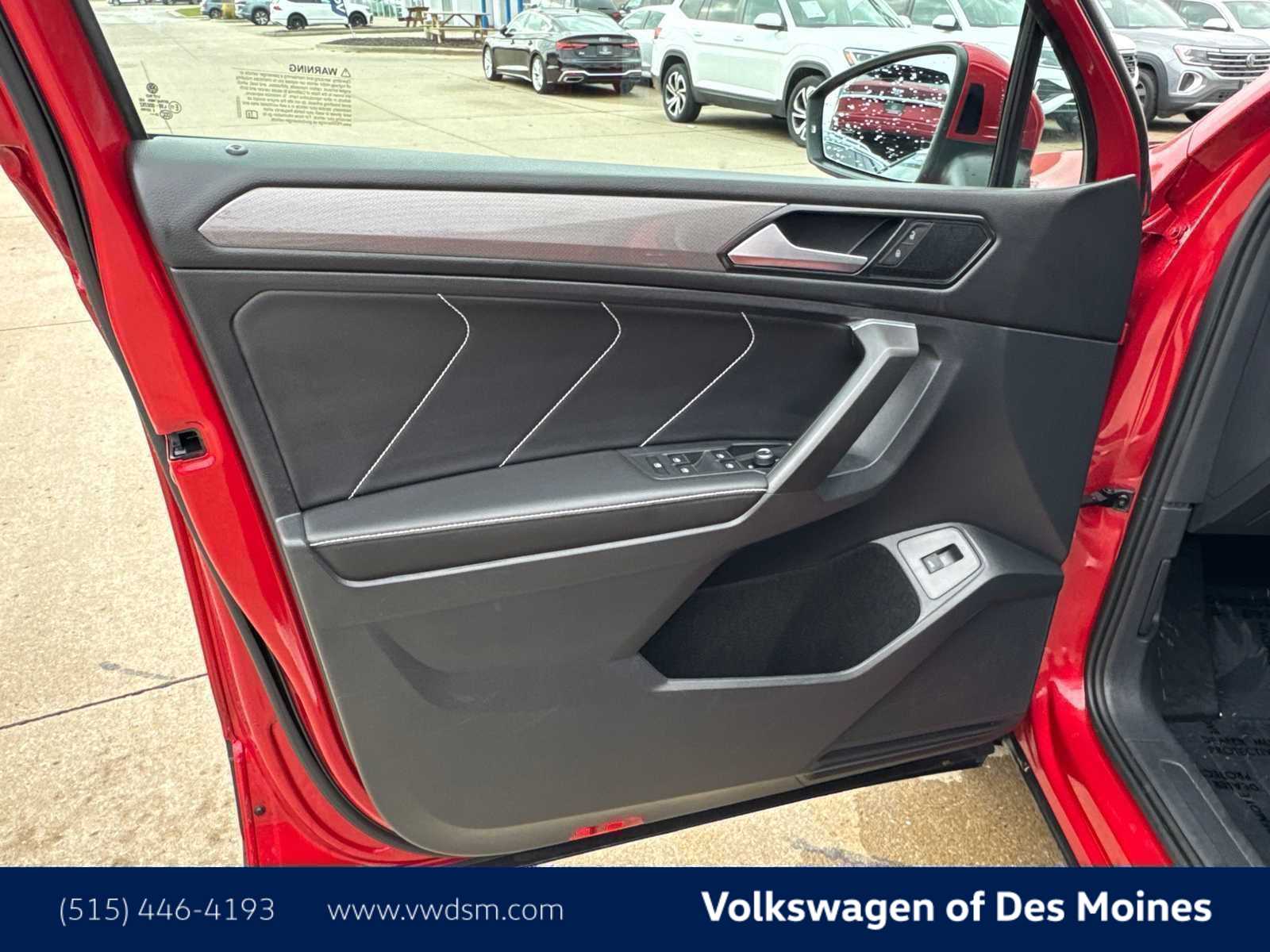 Thumbnail: 2022 Volkswagen Tiguan - 22