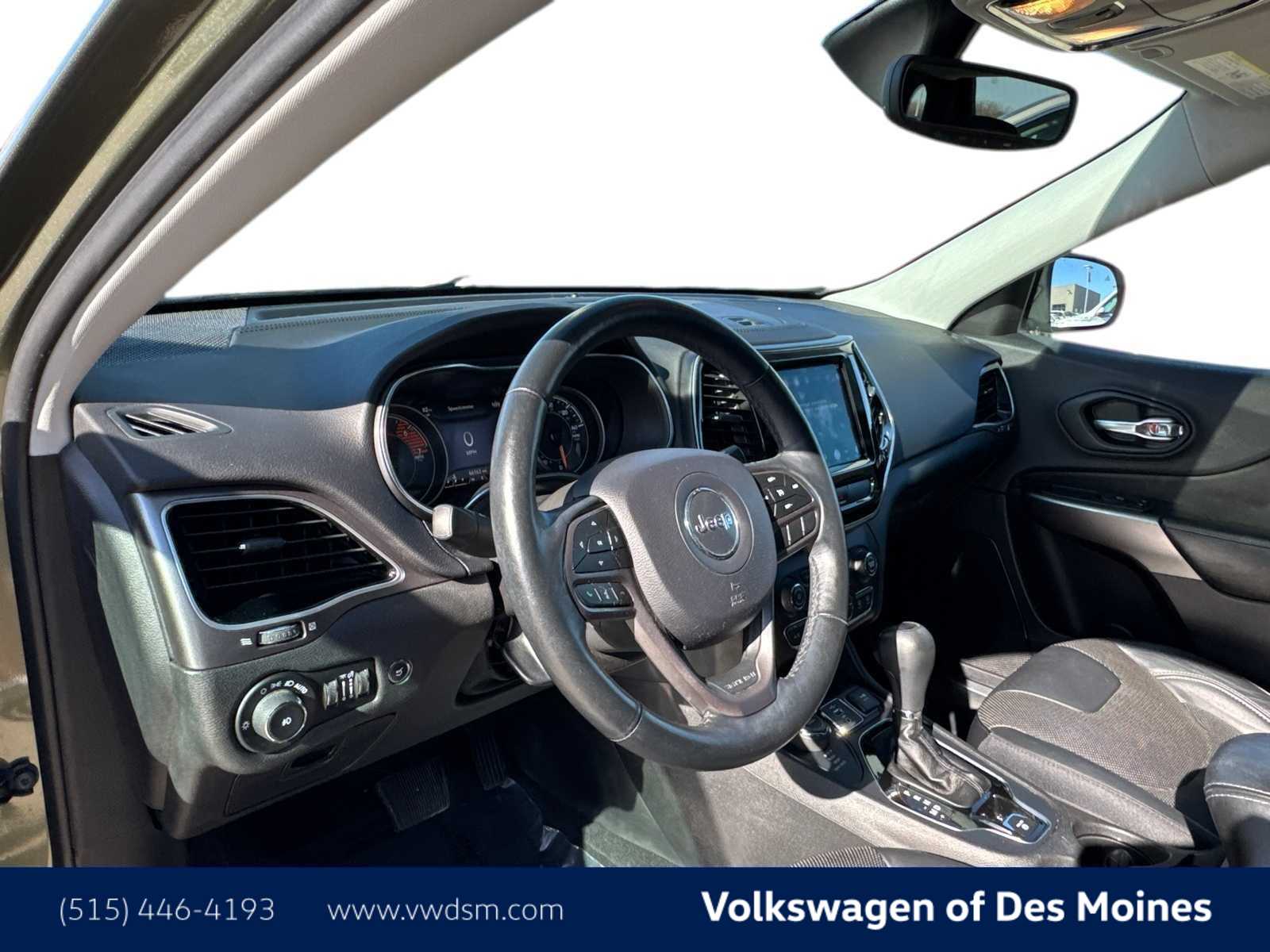 Thumbnail: 2019 Jeep Cherokee - 2