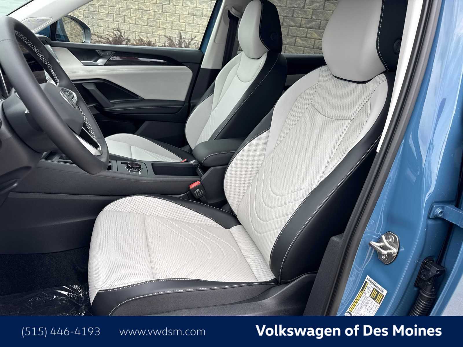 Thumbnail: 2025 Volkswagen Tiguan - 11