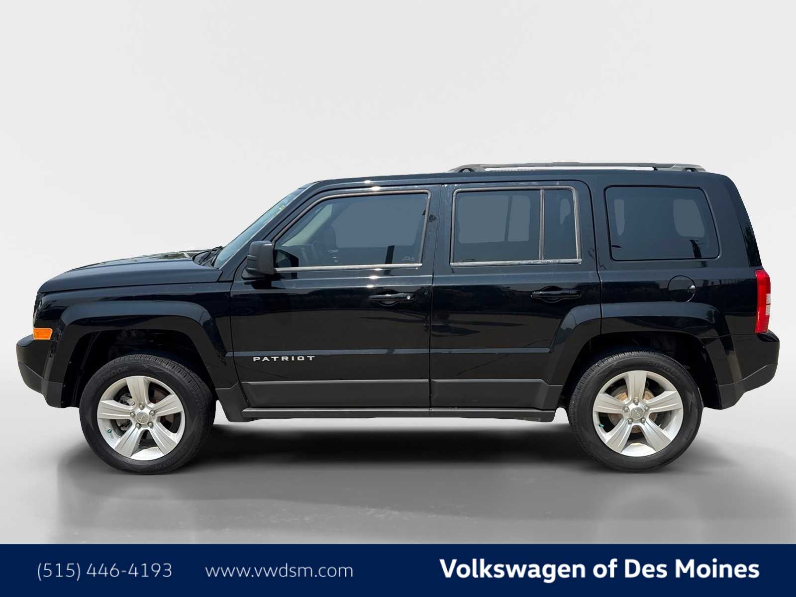 Thumbnail: 2016 Jeep Patriot - 3