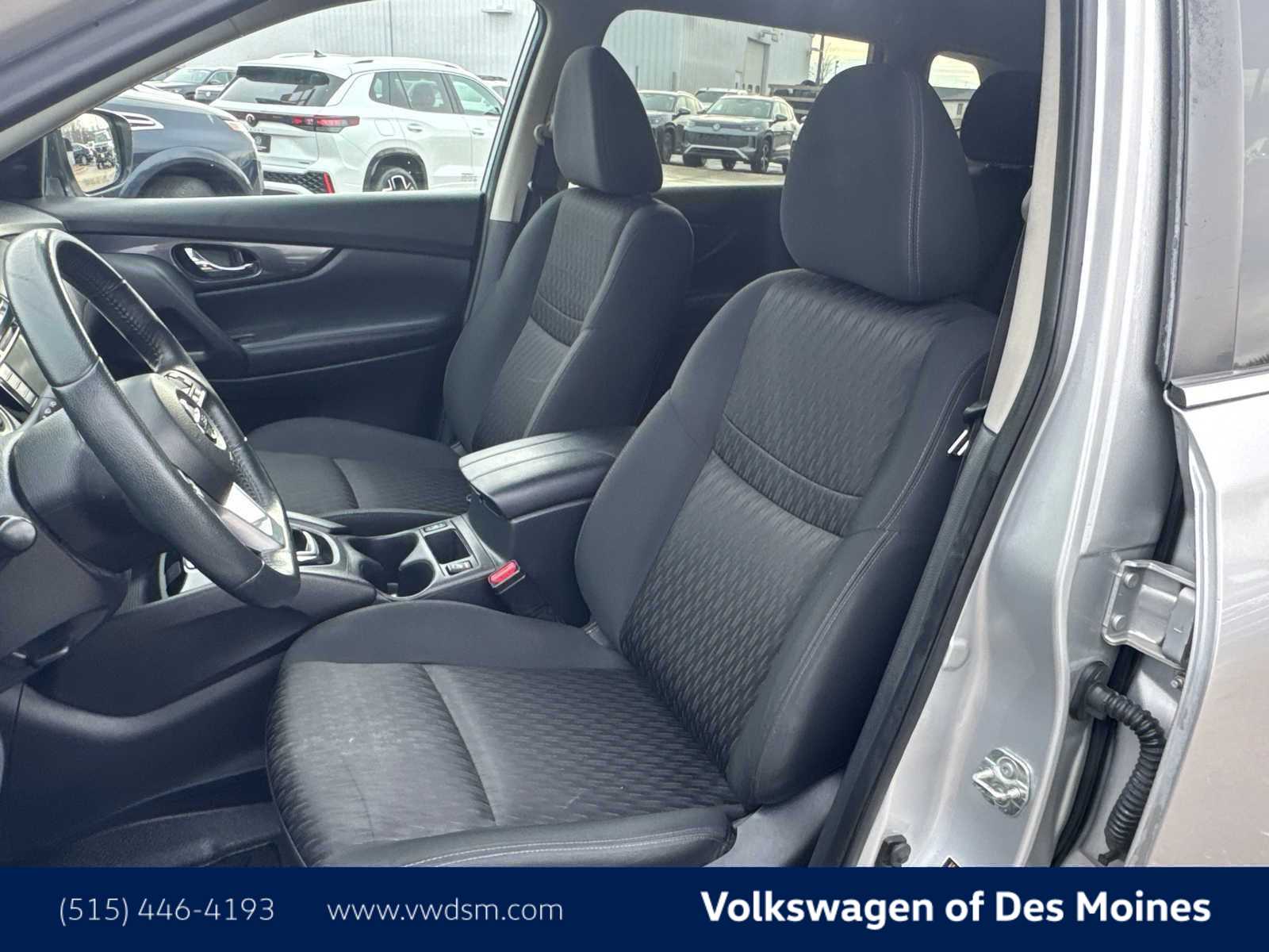 Thumbnail: 2018 Nissan Rogue - 11