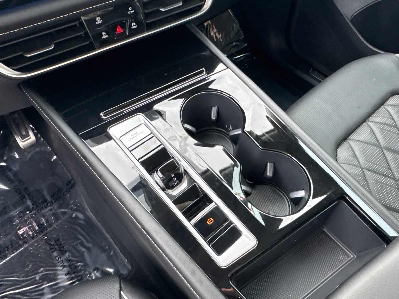 Thumbnail: 2024 Volkswagen Atlas - 16