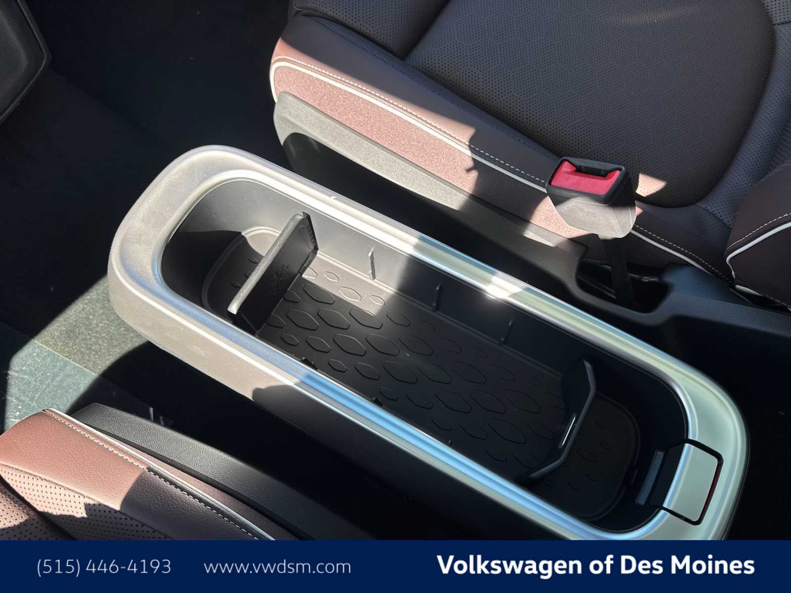 Thumbnail: 2025 Volkswagen ID.Buzz - 16