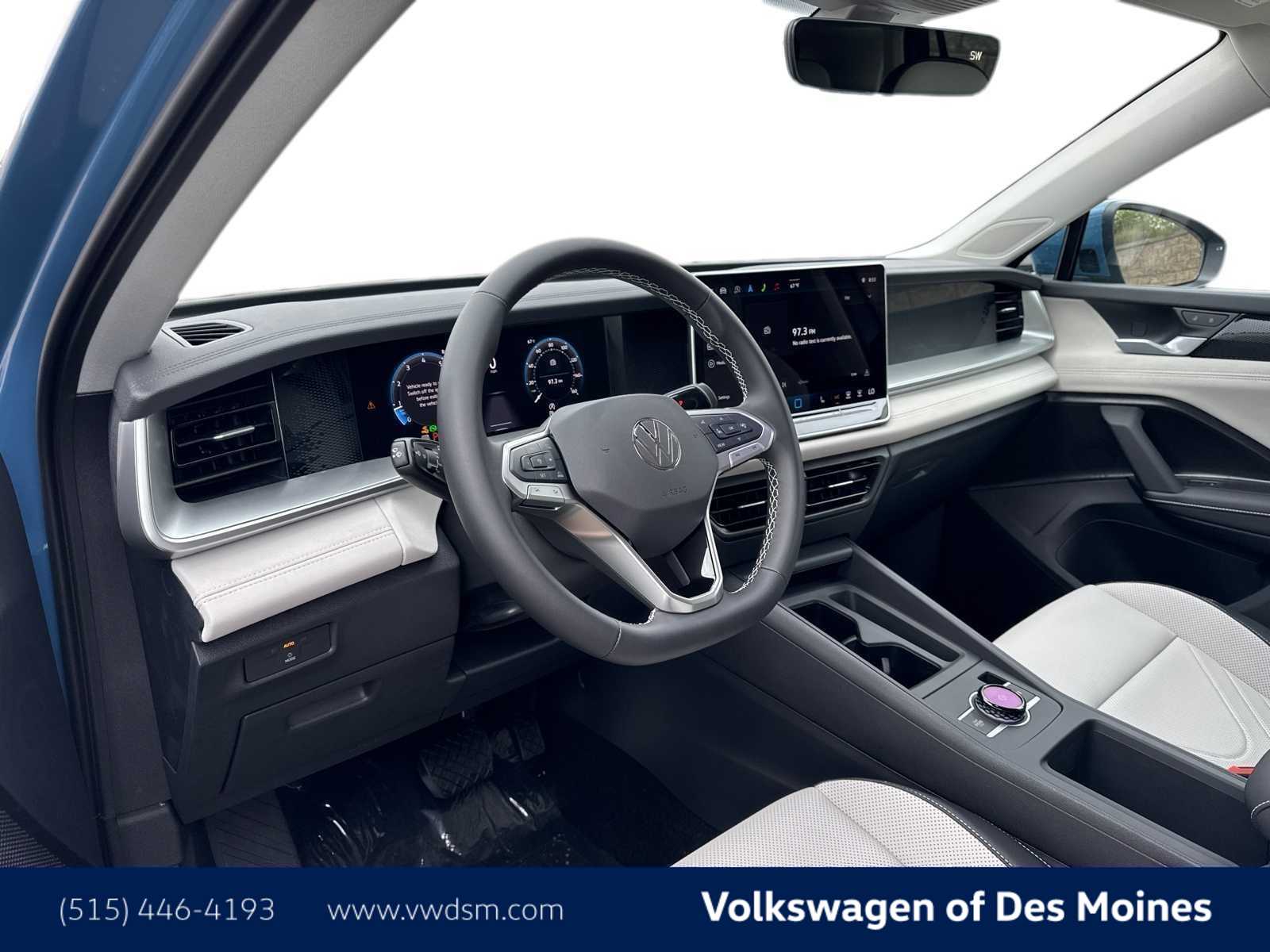Thumbnail: 2025 Volkswagen Tiguan - 2