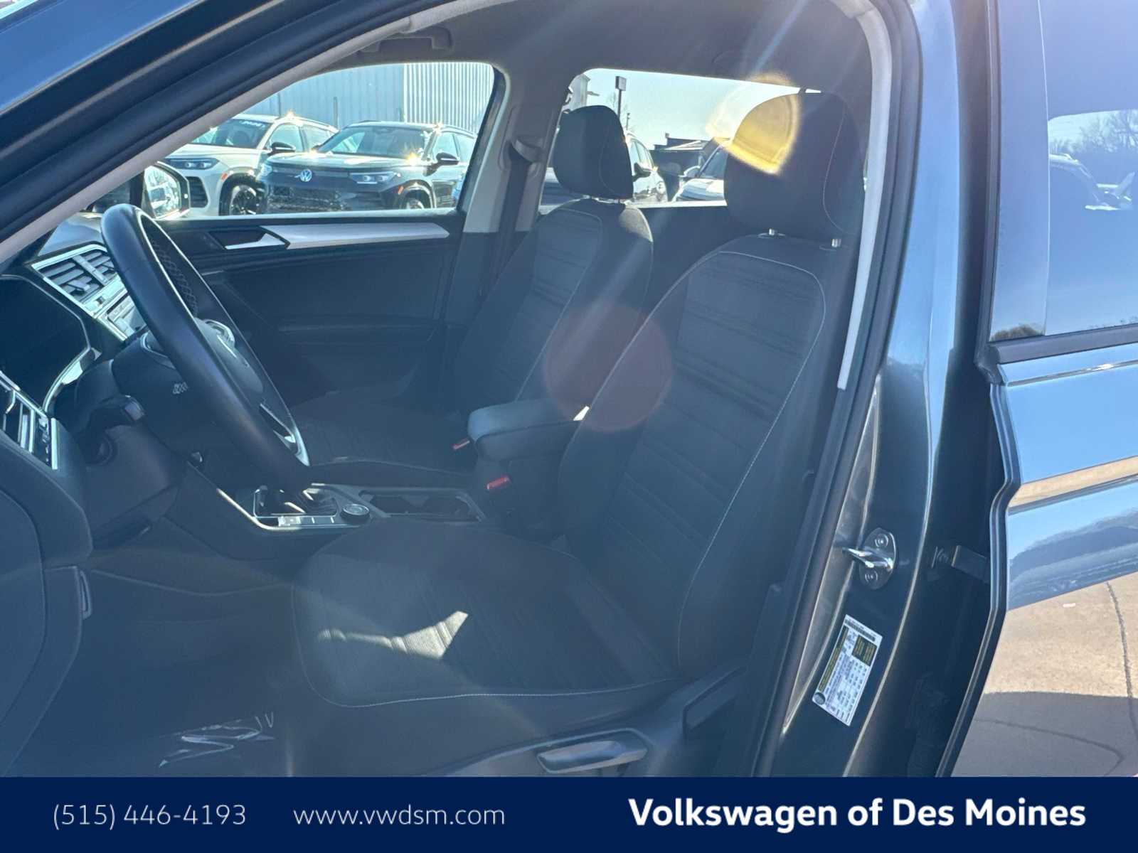 Thumbnail: 2024 Volkswagen Tiguan - 2