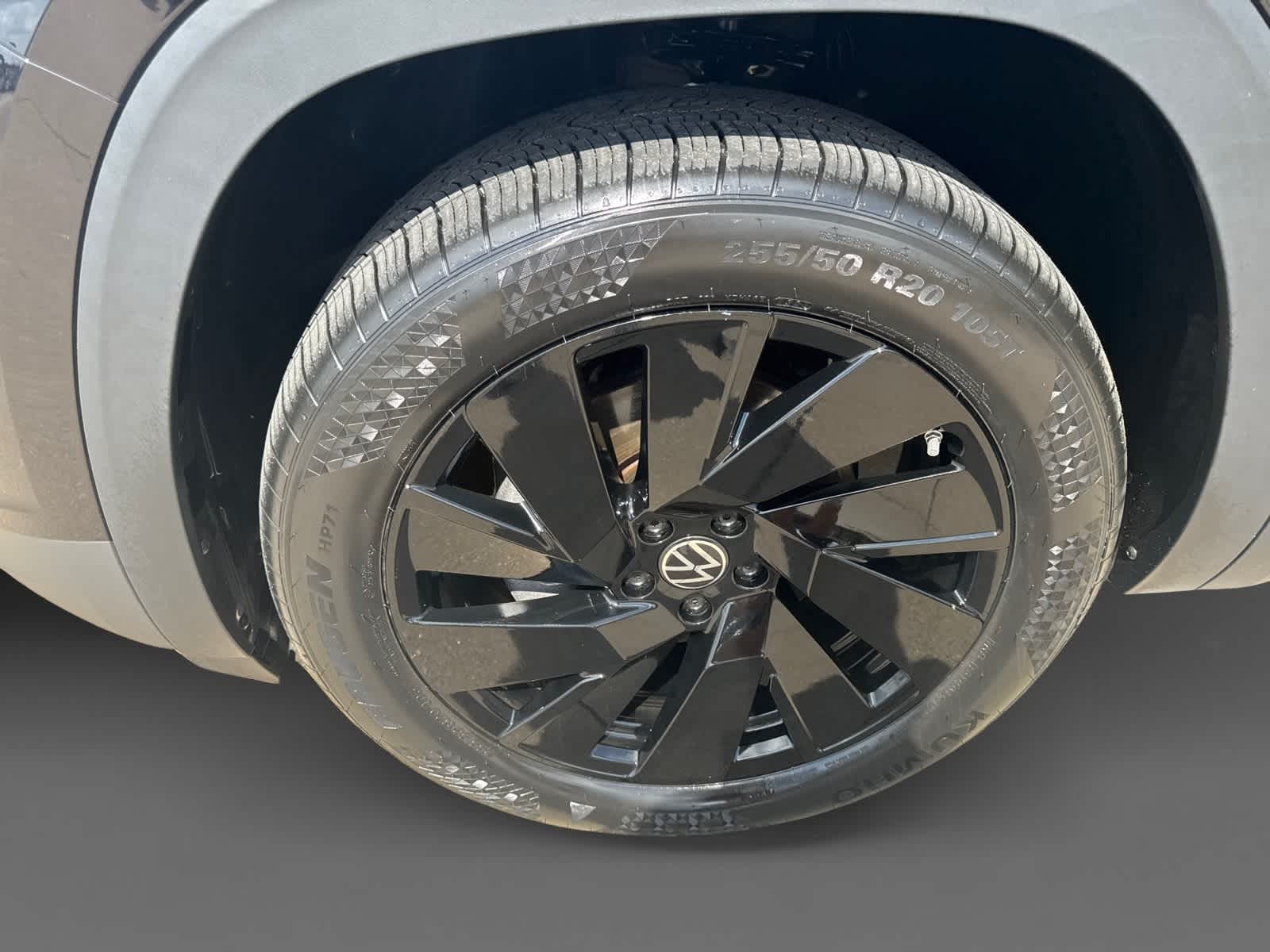 Thumbnail: 2024 Volkswagen Atlas - 8