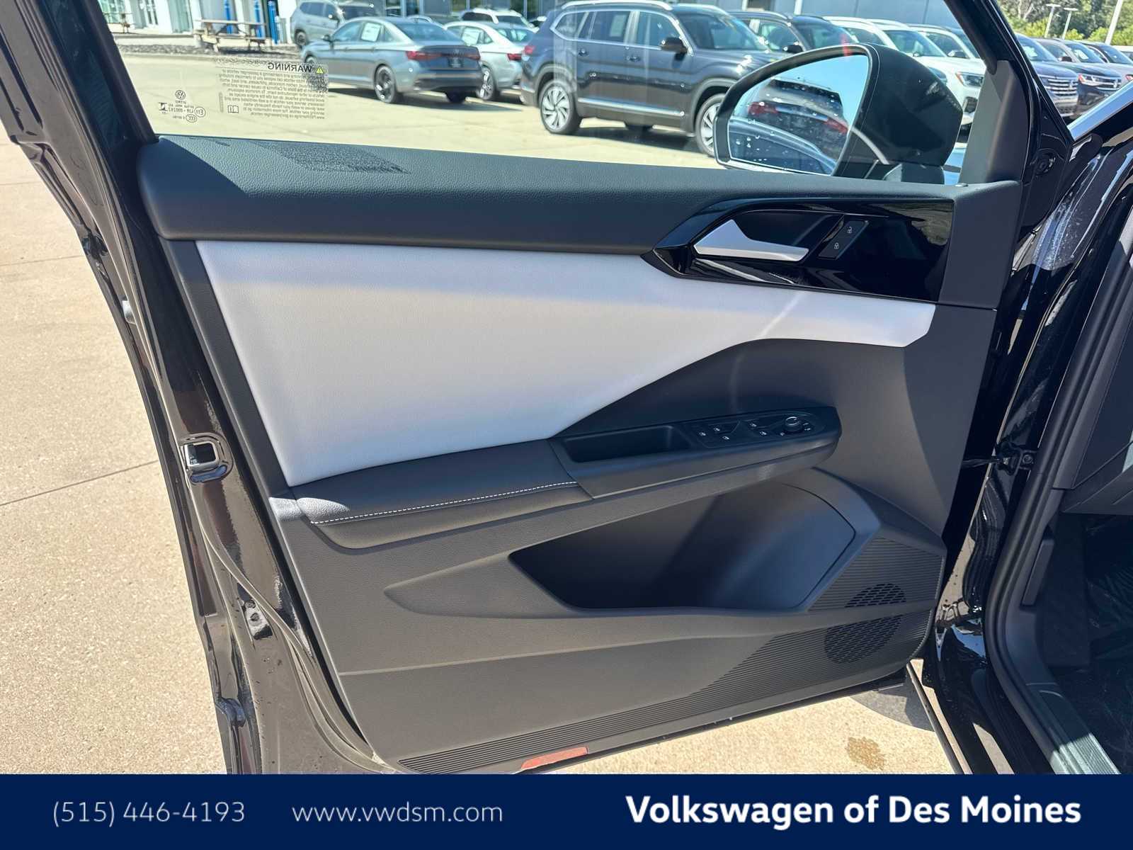 Thumbnail: 2025 Volkswagen Taos - 22