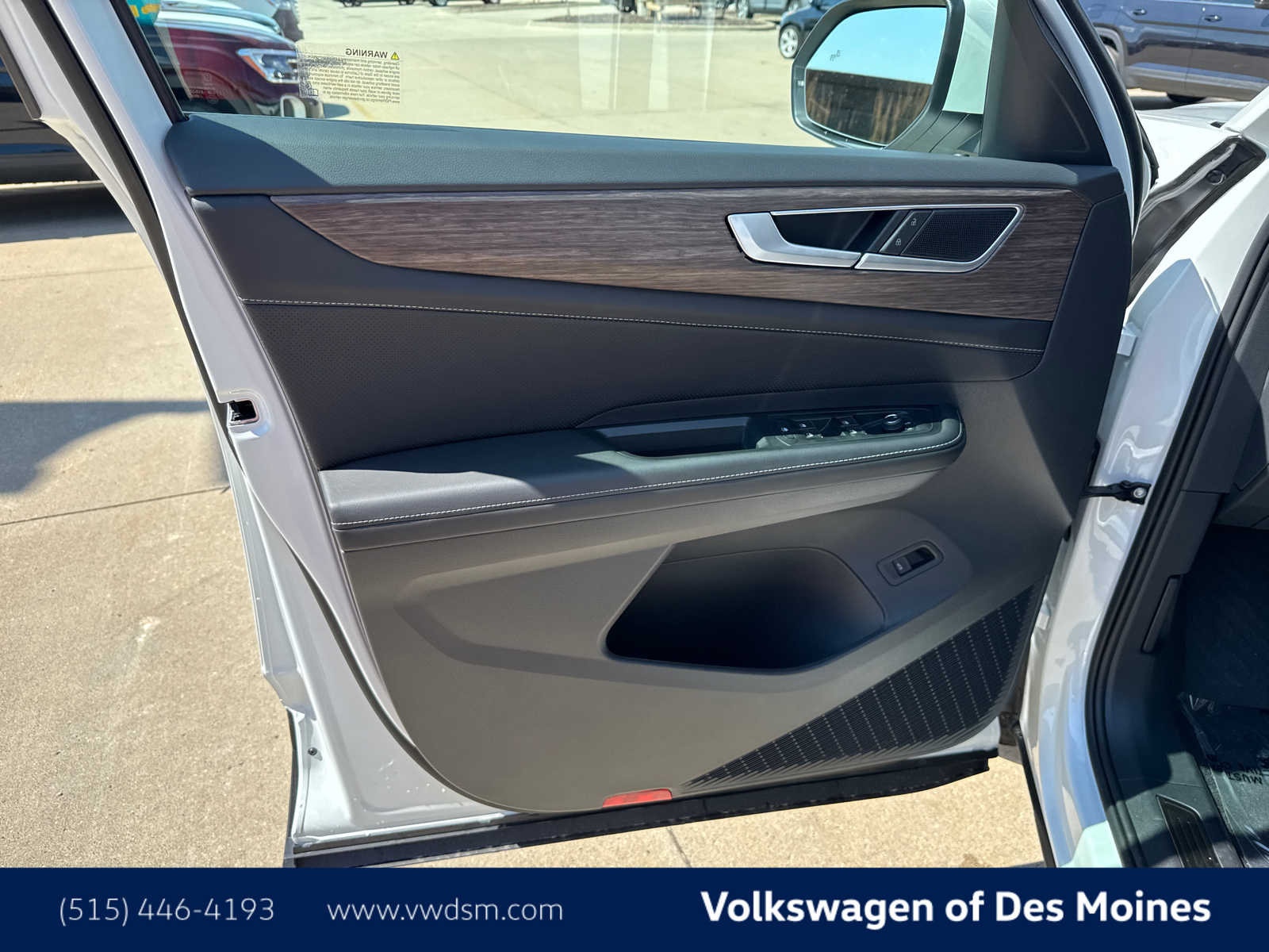 Thumbnail: 2025 Volkswagen Atlas - 23