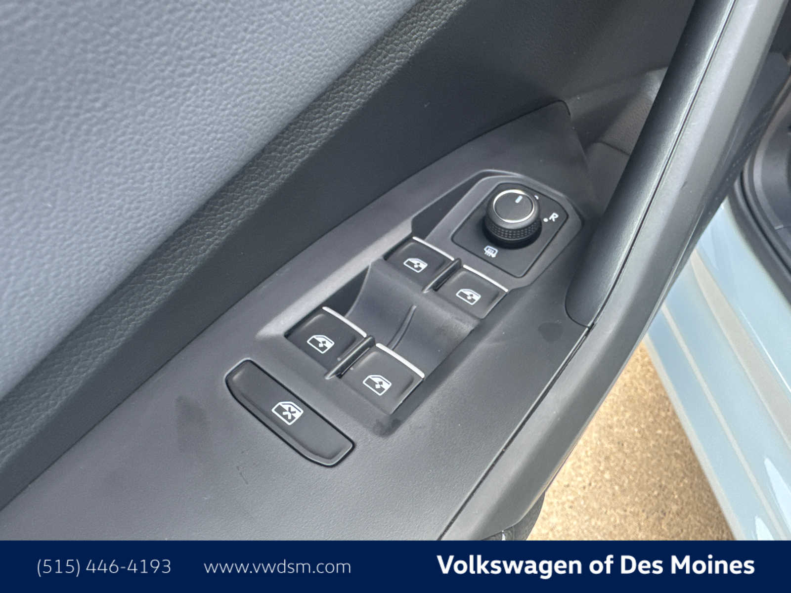 Thumbnail: 2025 Volkswagen Jetta - 23