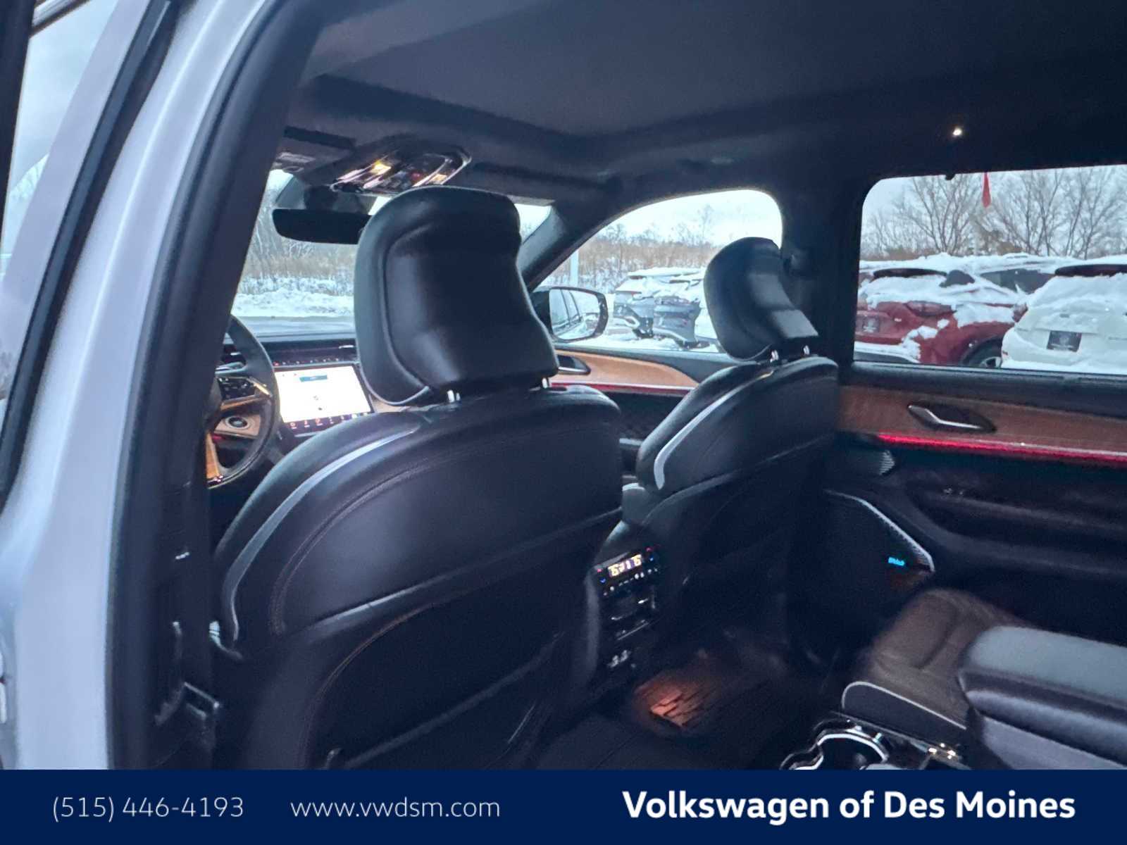 Thumbnail: 2023 Jeep Grand Cherokee - 11