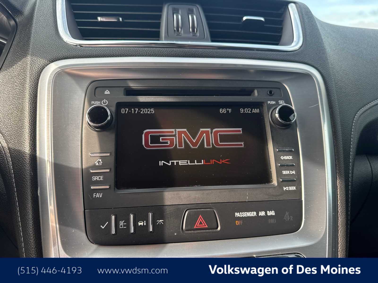 Thumbnail: 2015 GMC Acadia - 18