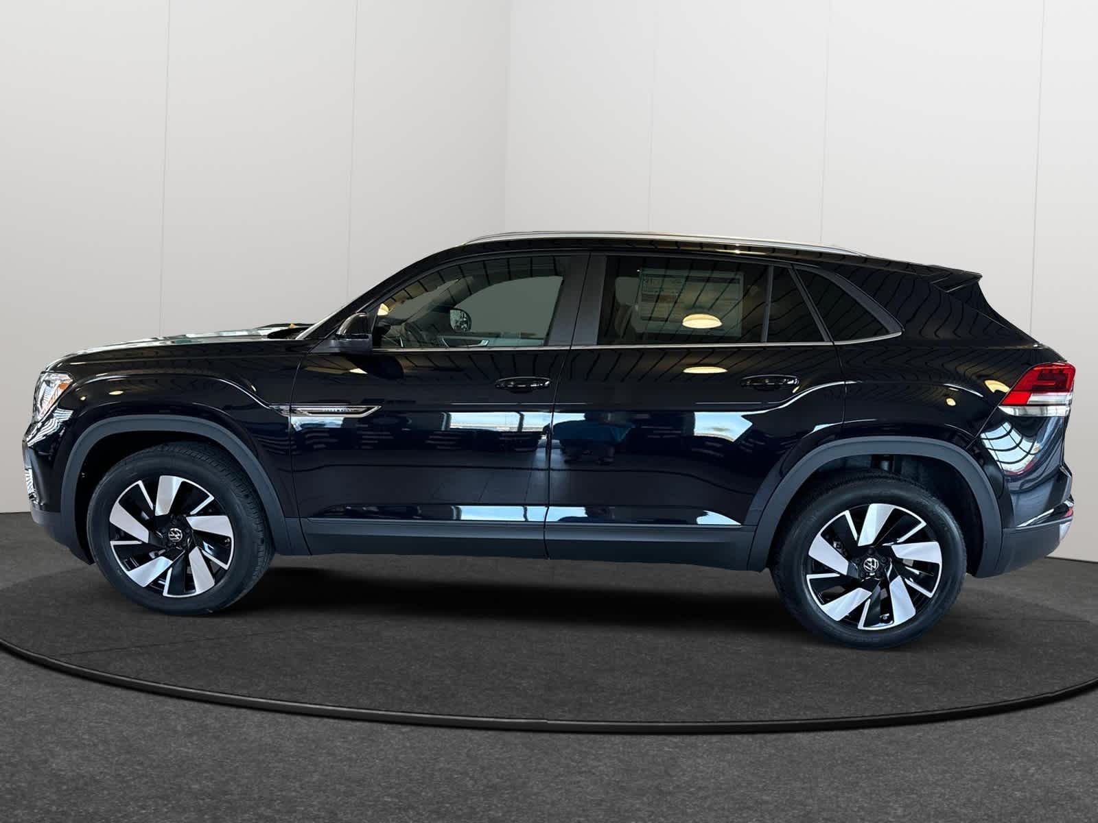 Thumbnail: 2025 Volkswagen Atlas - 3