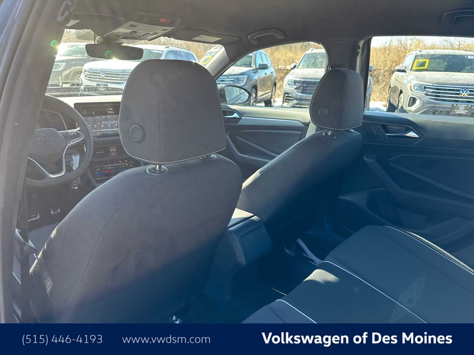 Thumbnail: 2026 Volkswagen Jetta - 14