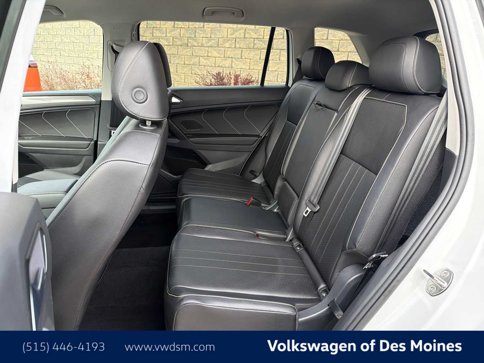 Thumbnail: 2024 Volkswagen Tiguan - 12