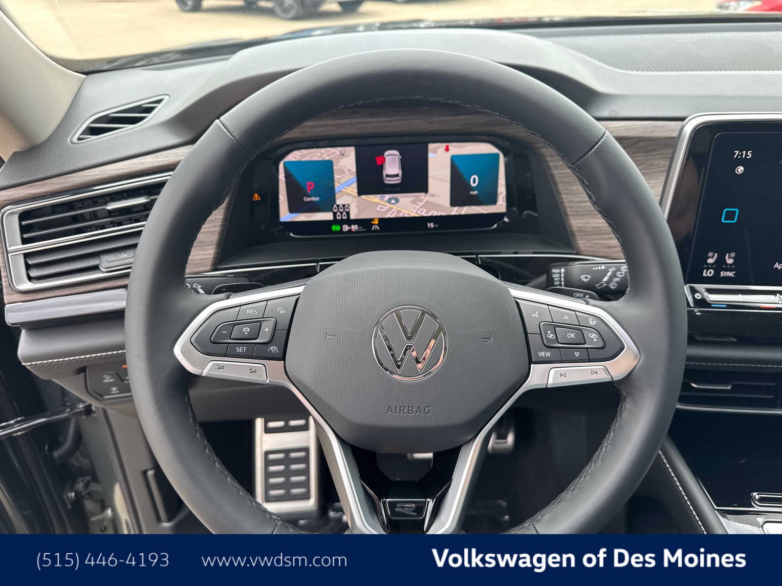 2025 Volkswagen Atlas SEL 16