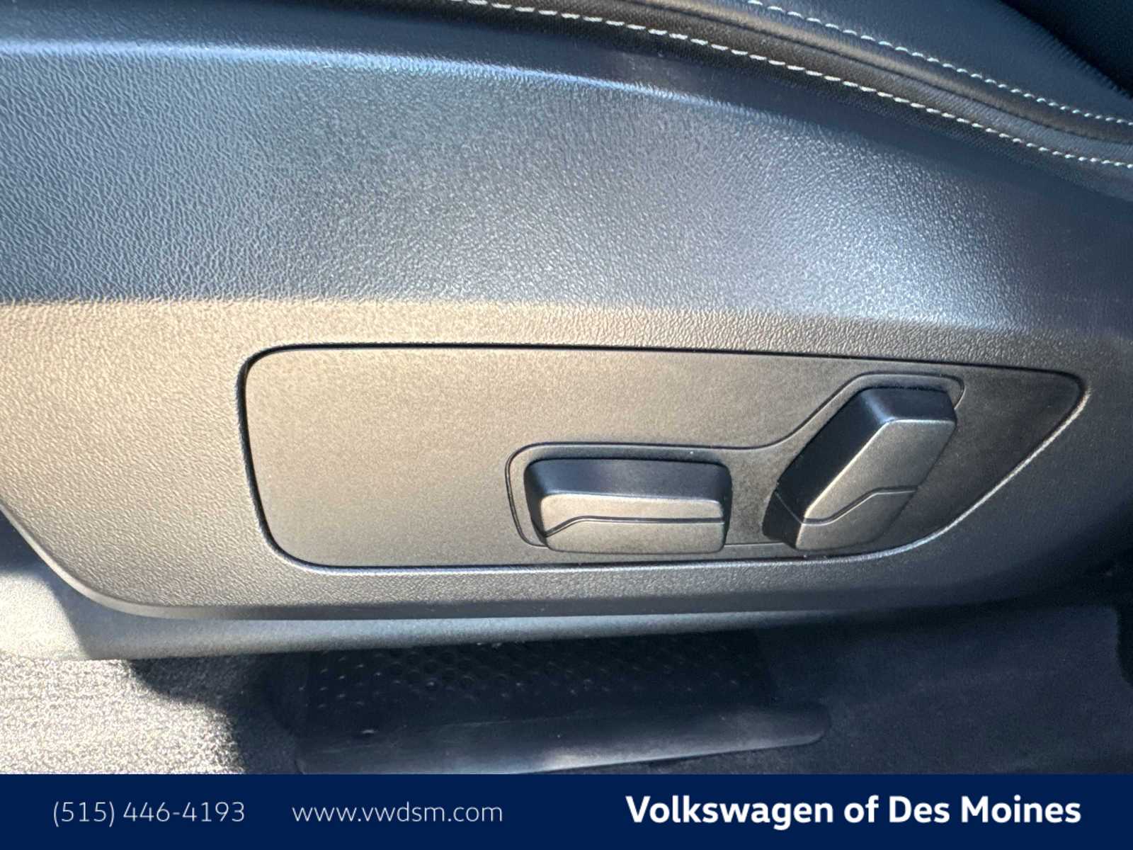 Thumbnail: 2025 BMW X1 - 8