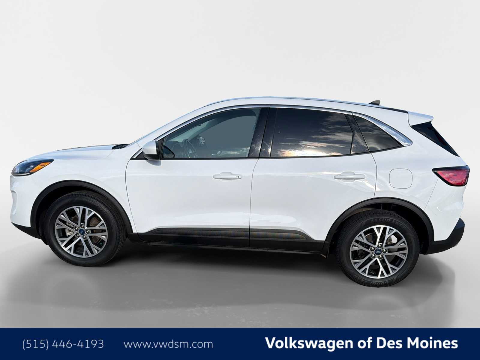 Thumbnail: 2022 Ford Escape - 3