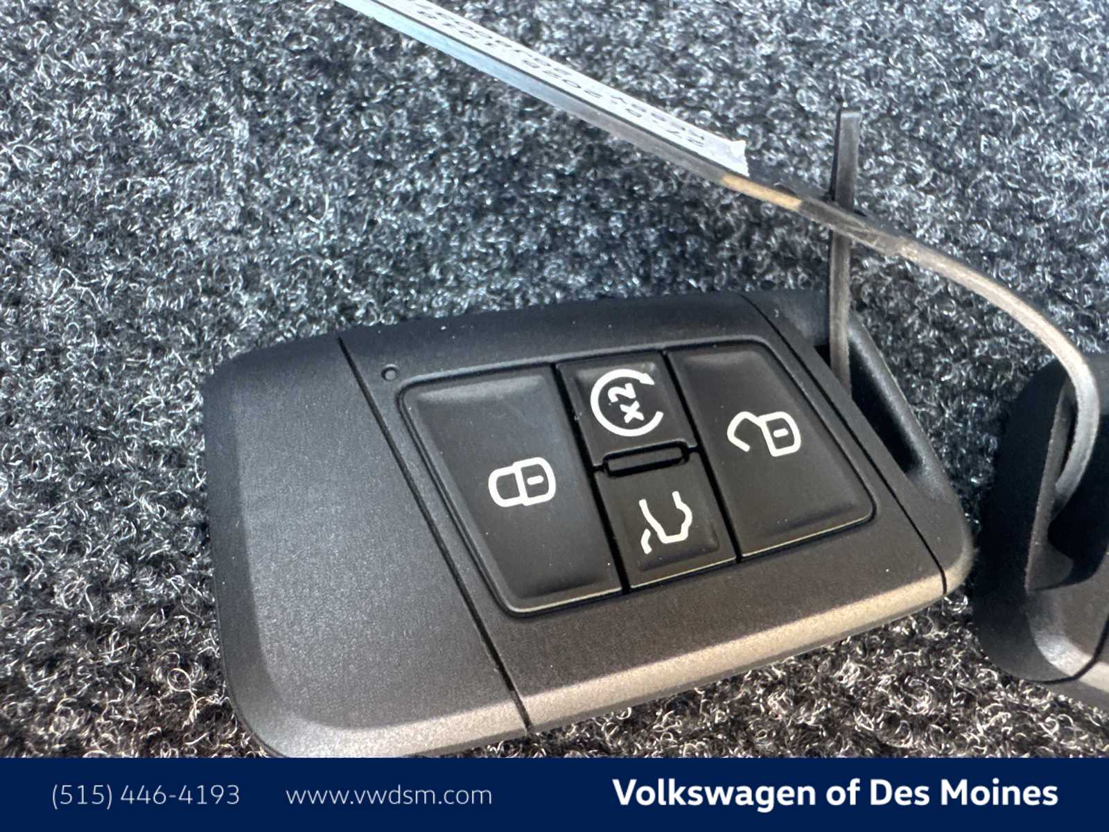 Thumbnail: 2025 Volkswagen Taos - 20