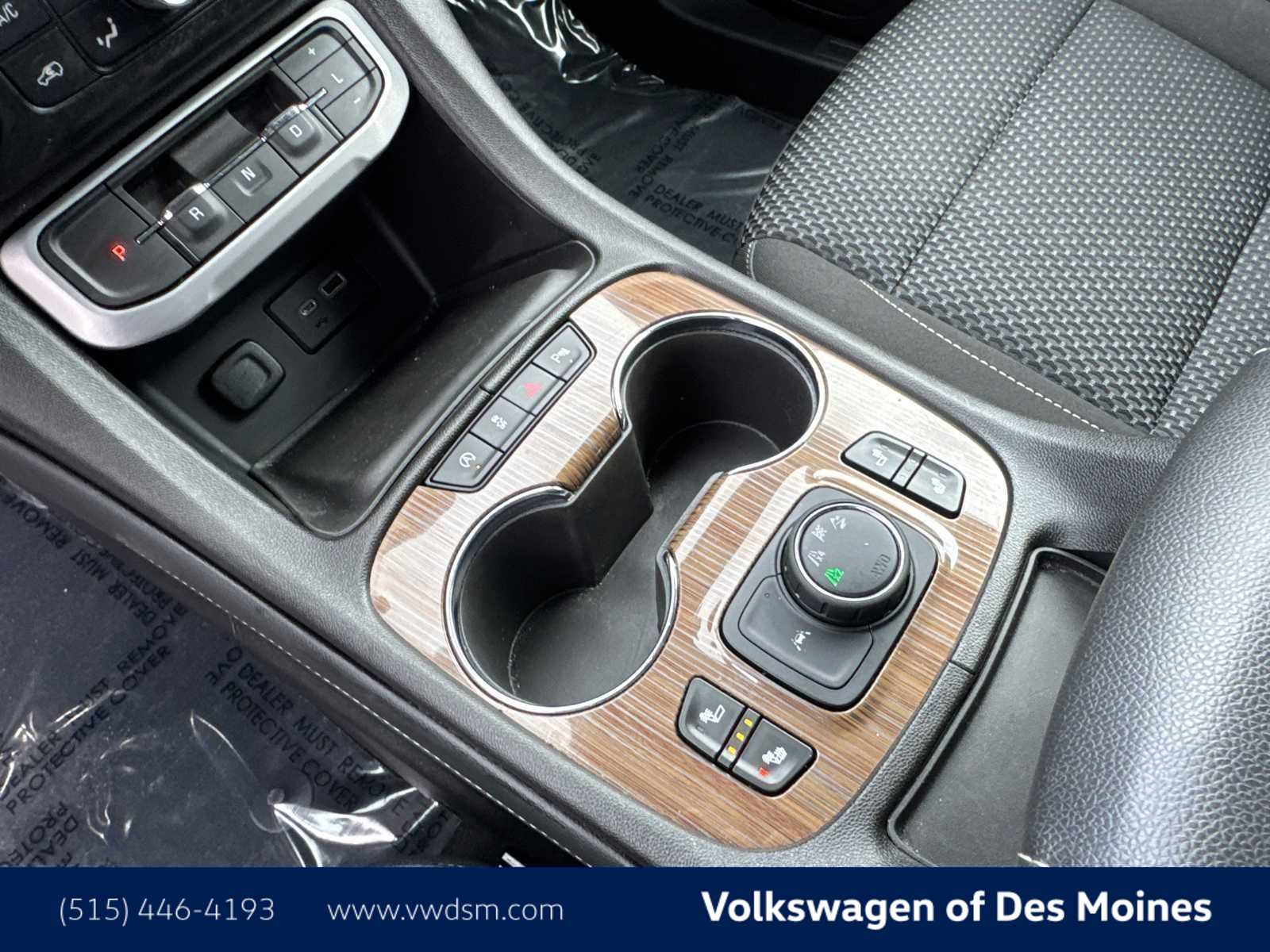 Thumbnail: 2023 GMC Acadia - 16