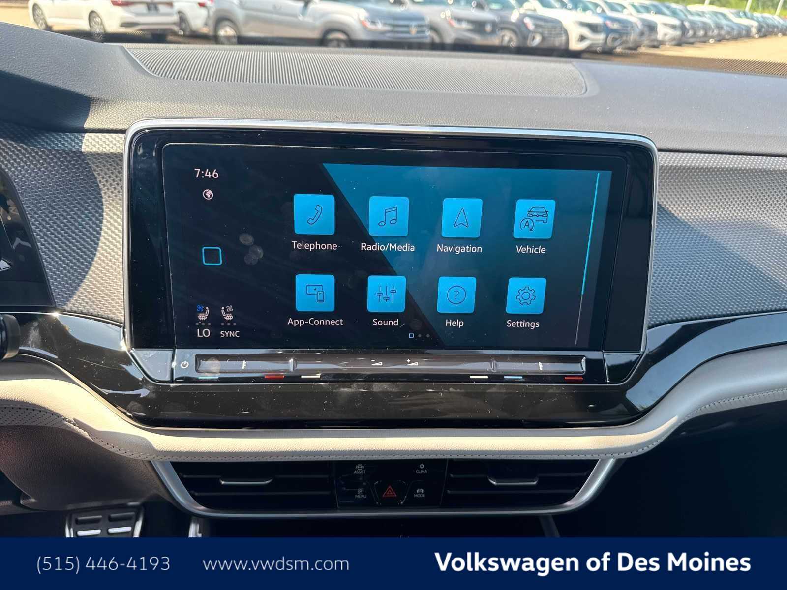 Thumbnail: 2025 Volkswagen Atlas - 17