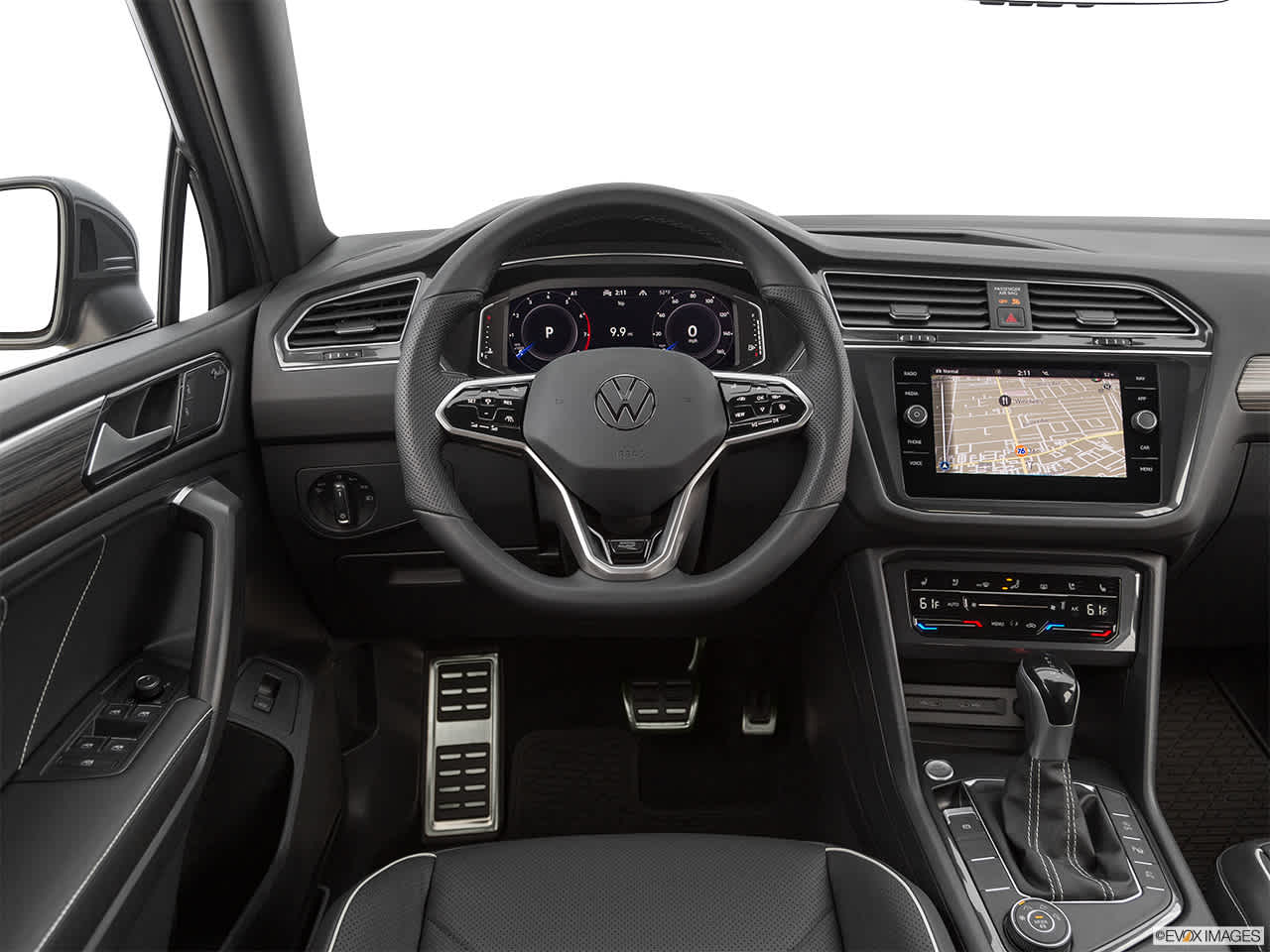 Thumbnail: 2022 Volkswagen Tiguan - 12