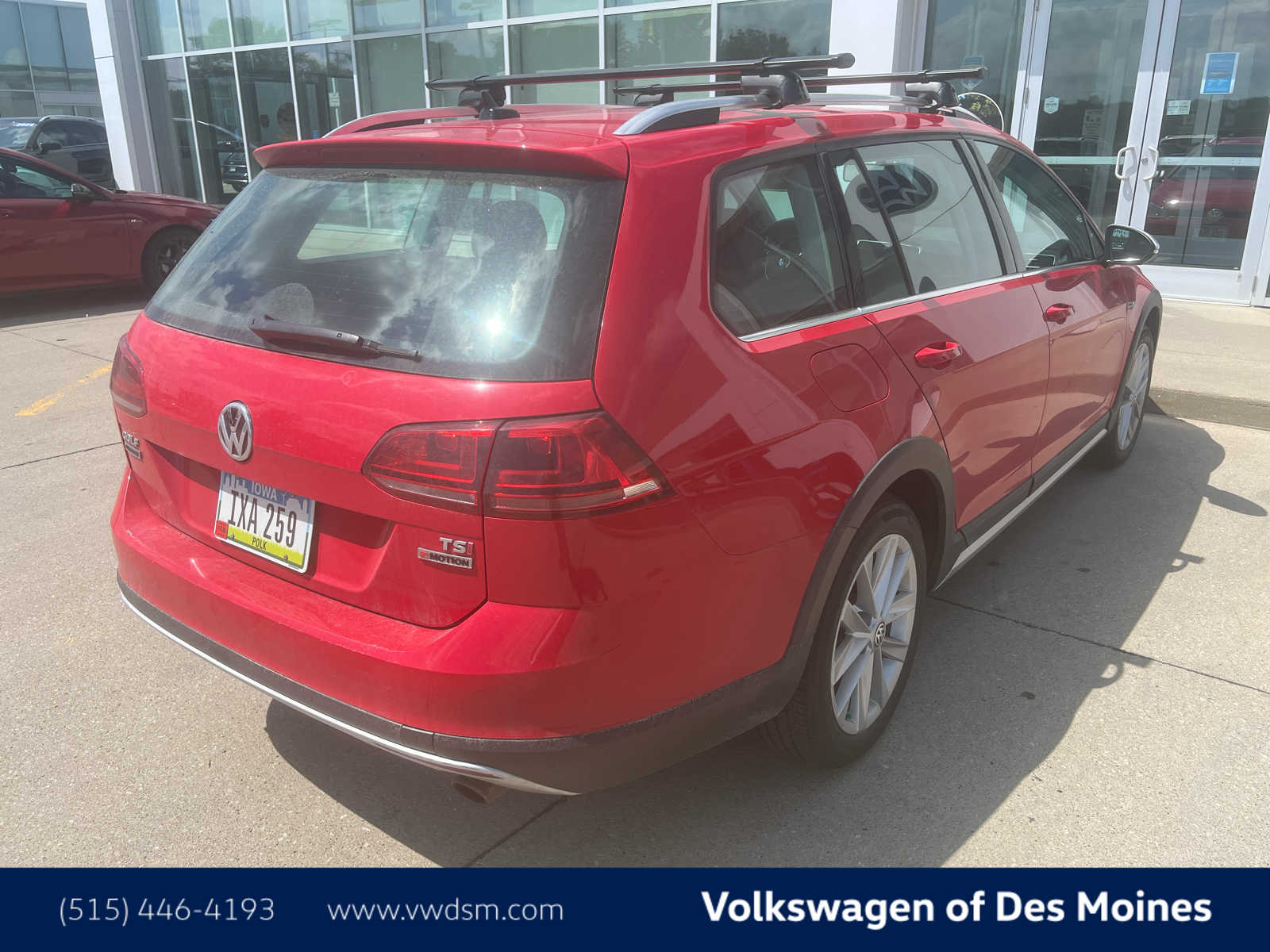 Thumbnail: 2017 Volkswagen Golf - 3