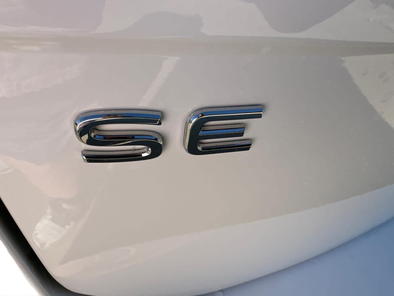 Thumbnail: 2024 Volkswagen Tiguan - 6