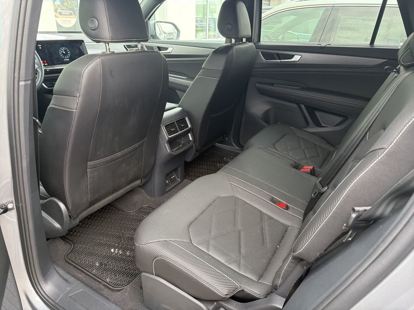 Thumbnail: 2025 Volkswagen Atlas - 9