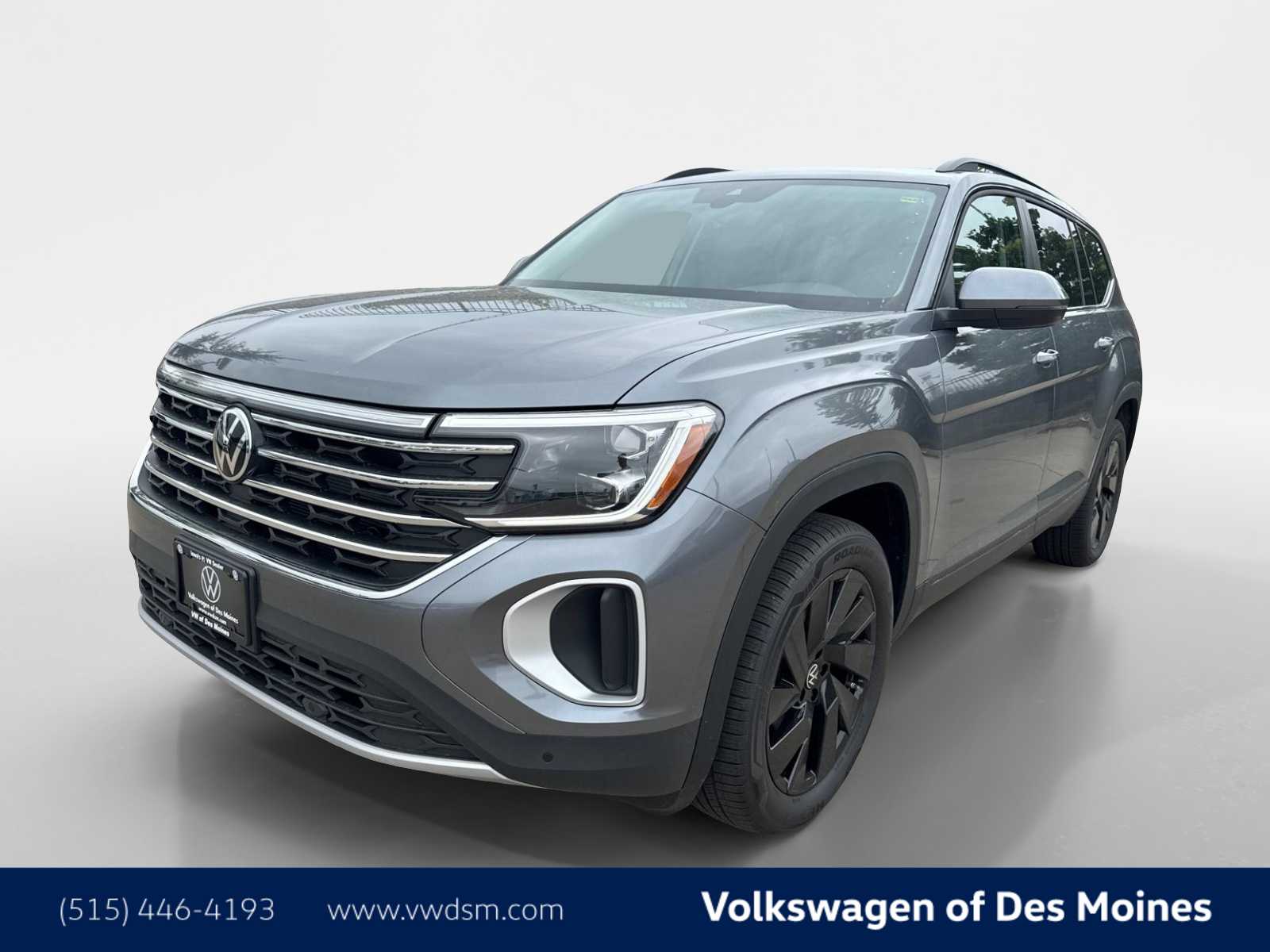 2025 Volkswagen Atlas SE -
                  Johnston, IA