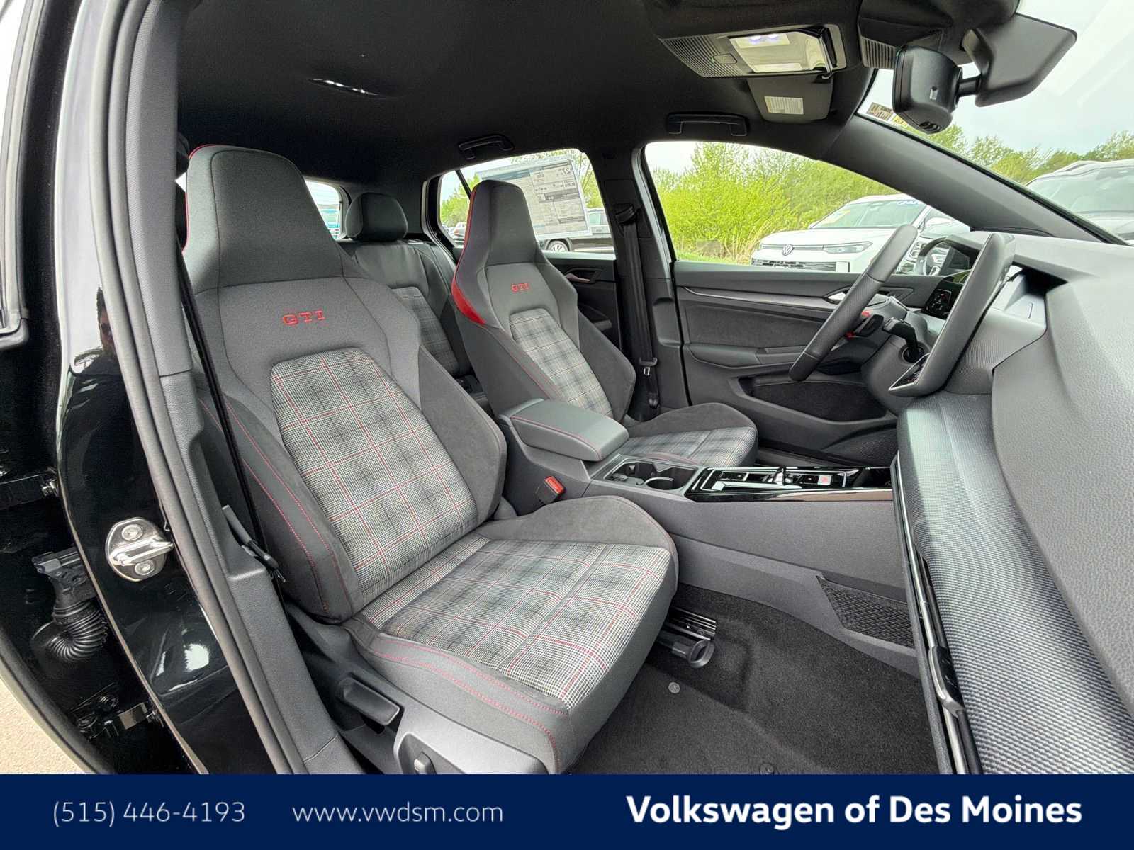 Thumbnail: 2026 Volkswagen Golf - 14