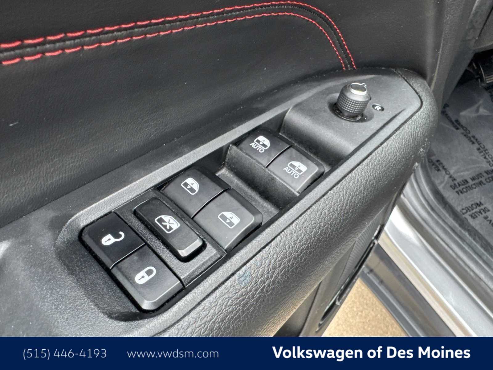 Thumbnail: 2023 Jeep Compass - 23