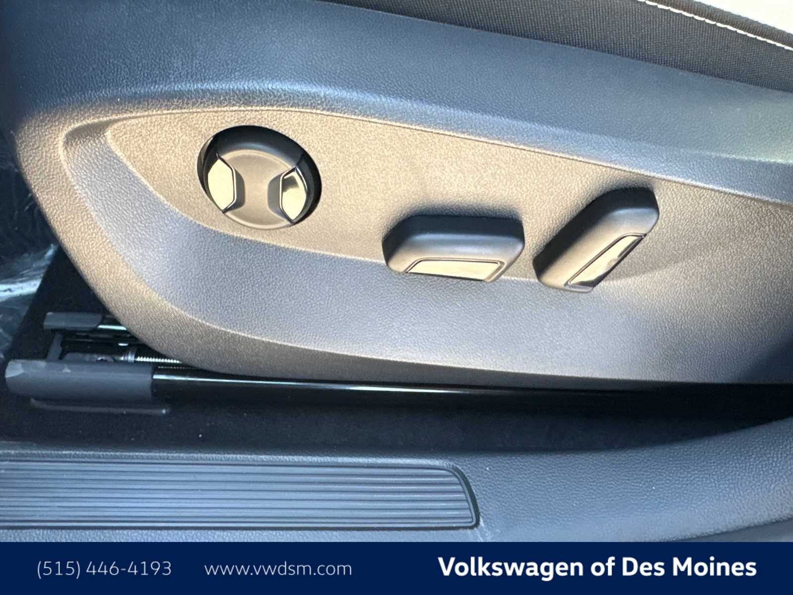 Thumbnail: 2026 Volkswagen Taos - 24