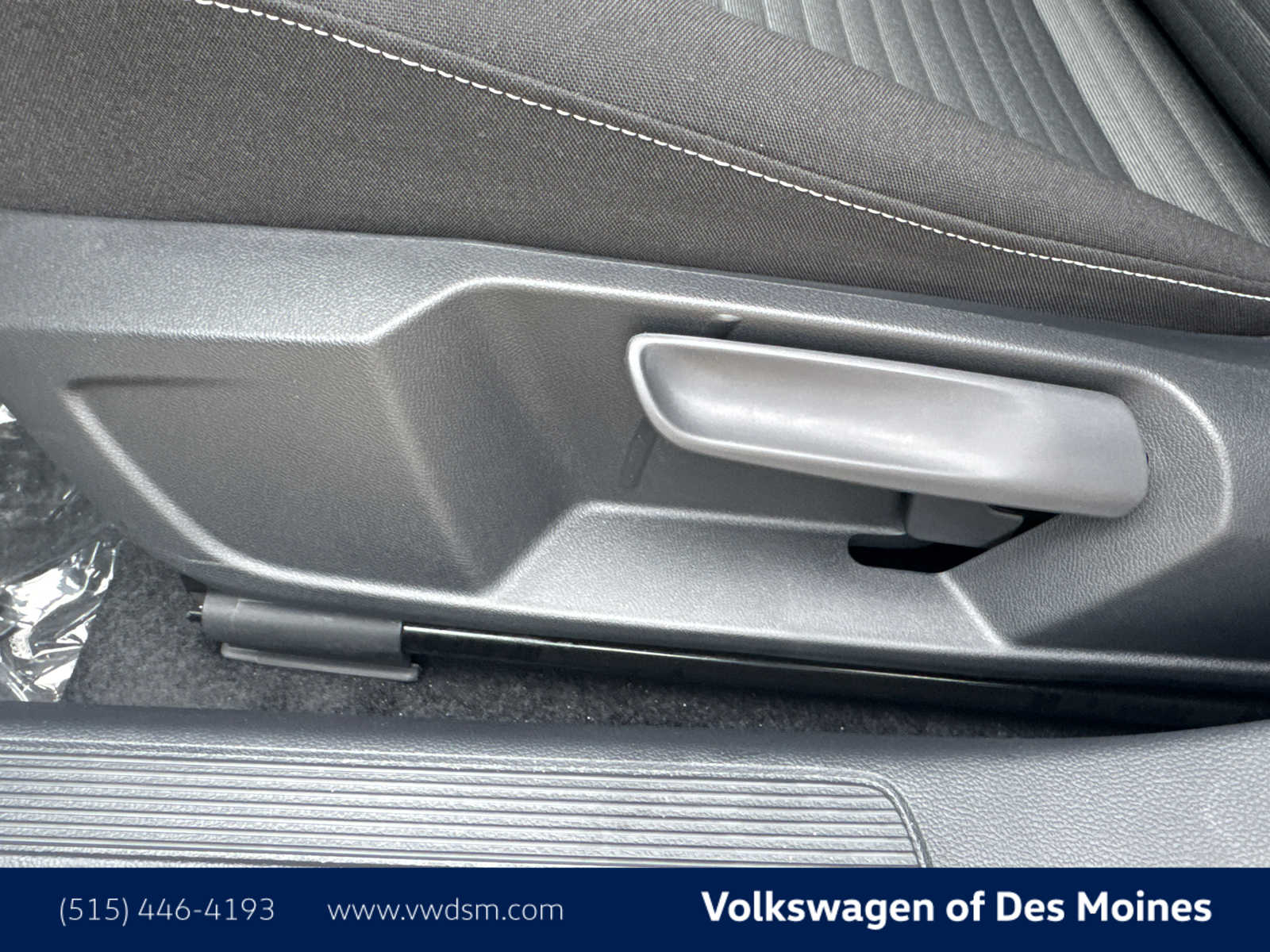 Thumbnail: 2025 Volkswagen Jetta - 24