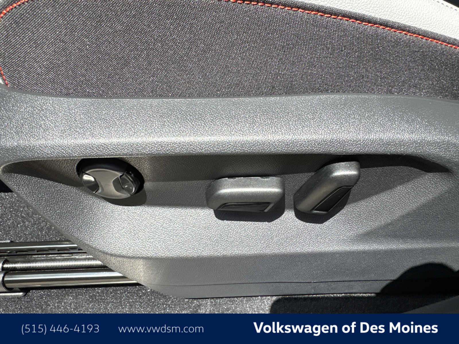 Thumbnail: 2025 Volkswagen Atlas - 25