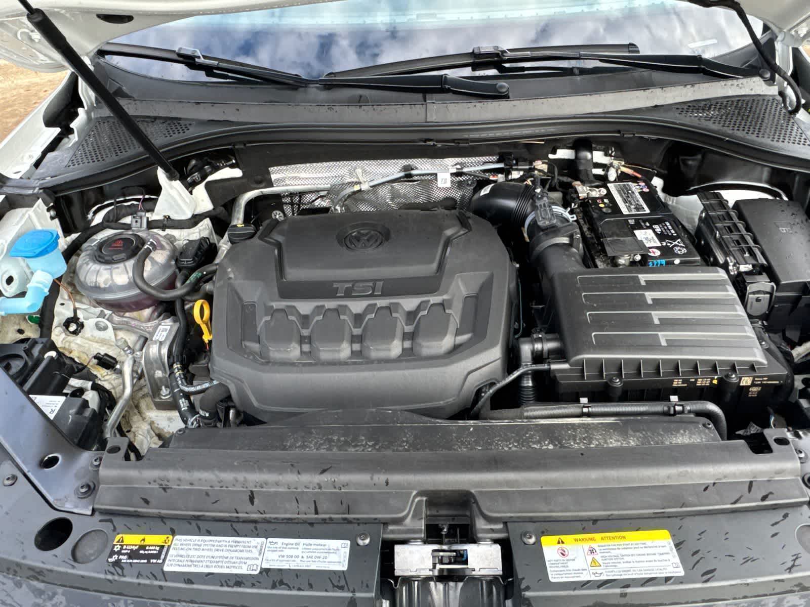 Thumbnail: 2022 Volkswagen Tiguan - 9