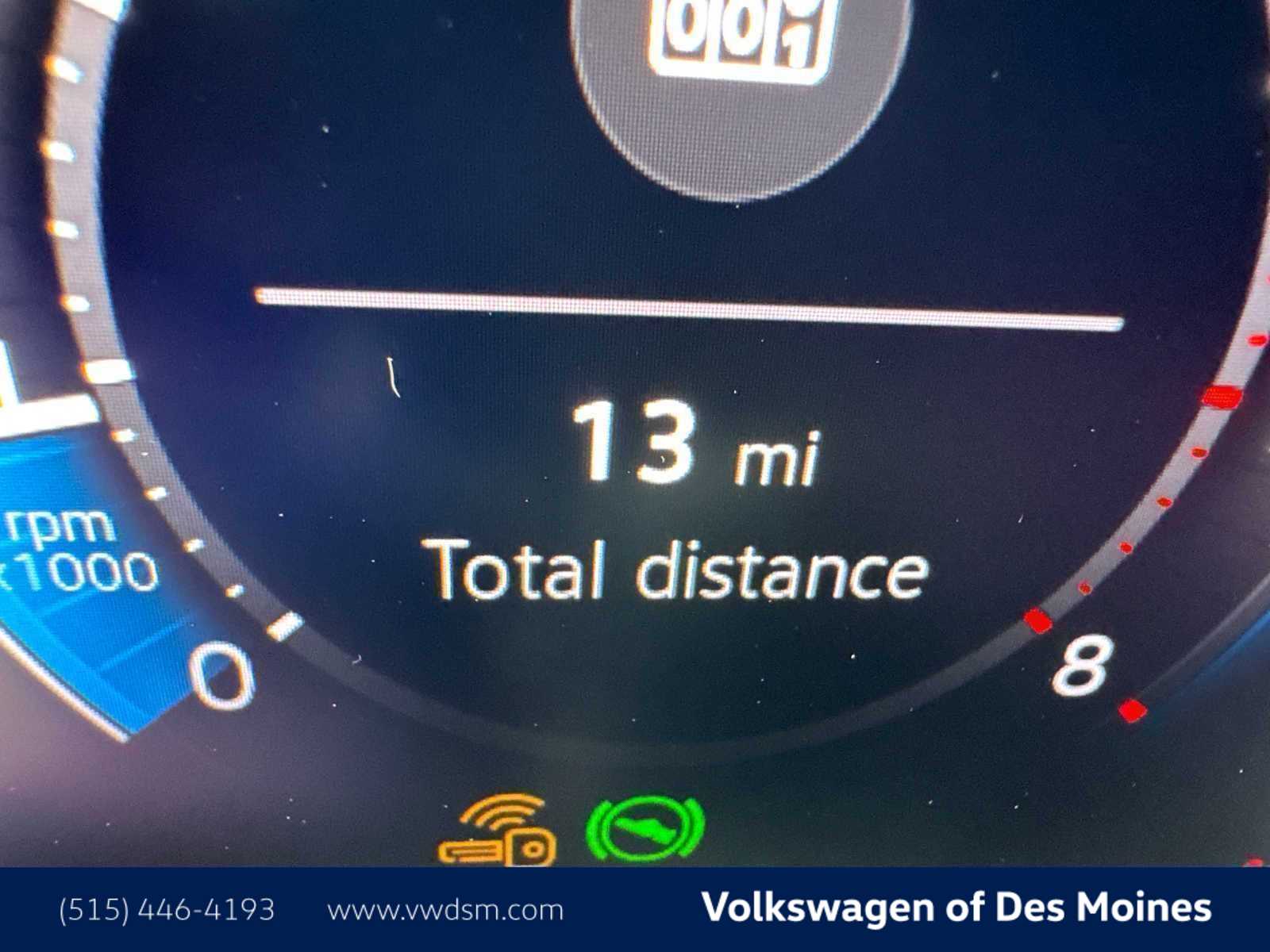 Thumbnail: 2025 Volkswagen Tiguan - 17