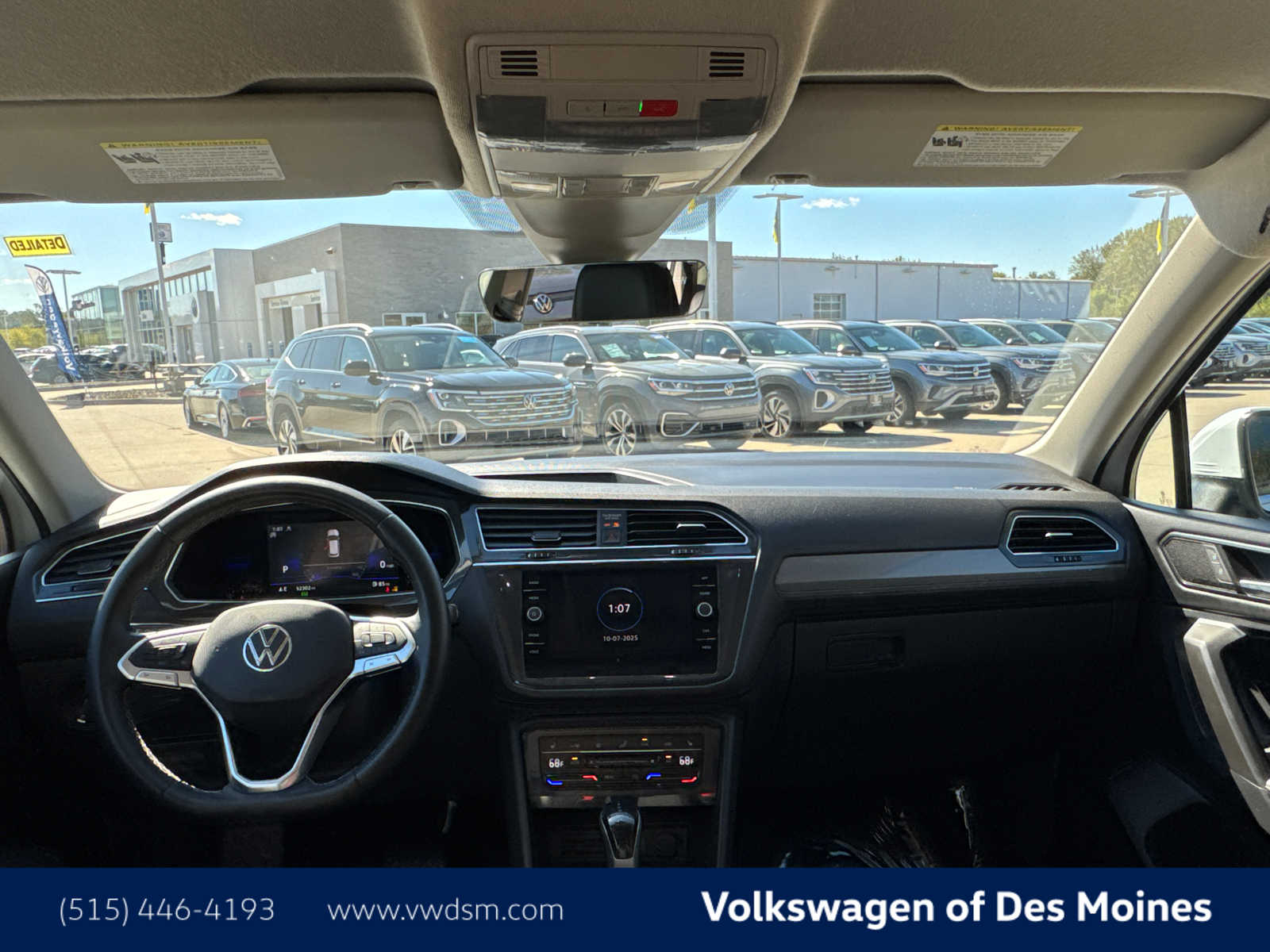 Thumbnail: 2022 Volkswagen Tiguan - 3