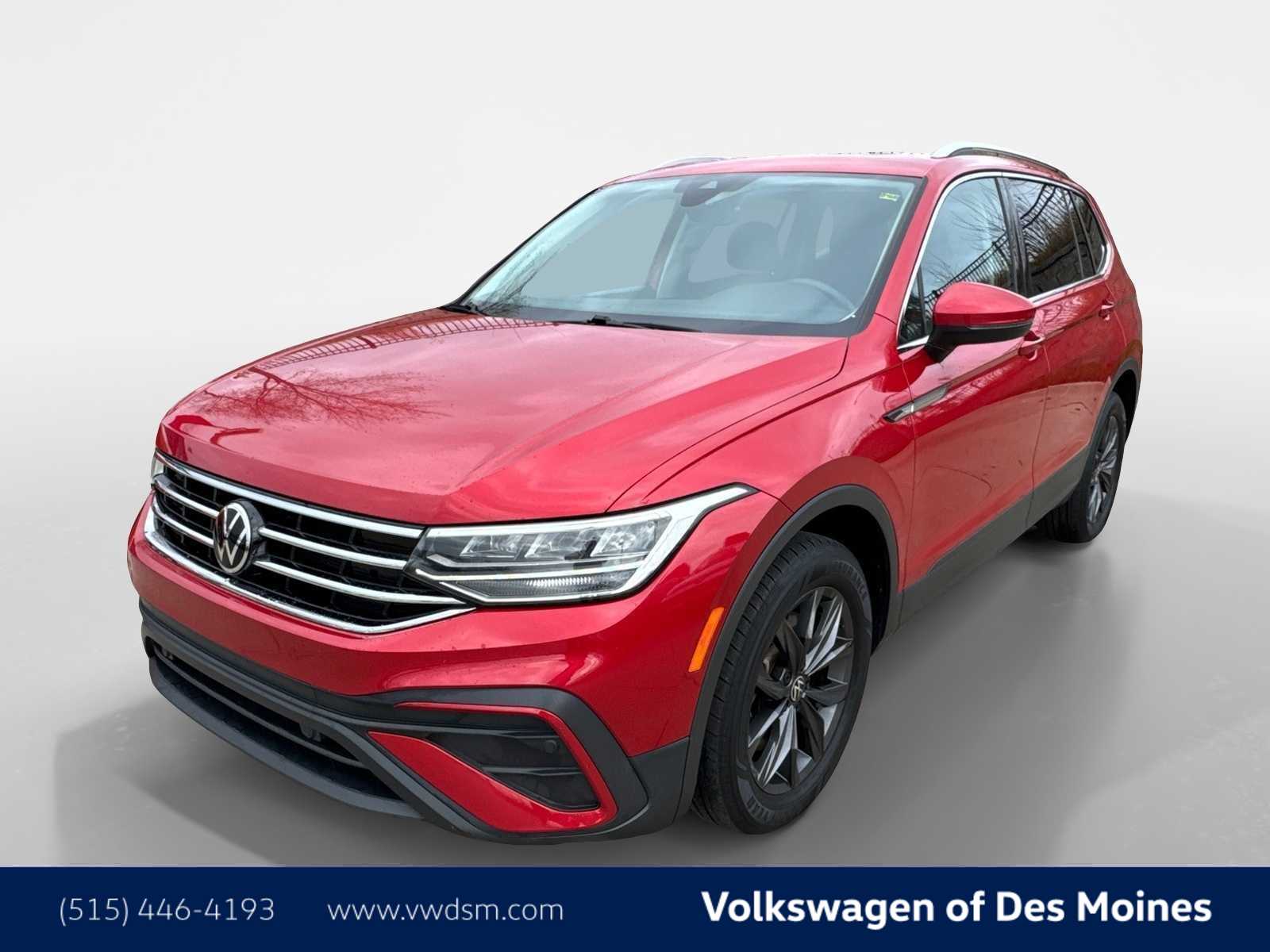 Thumbnail: 2022 Volkswagen Tiguan - 1