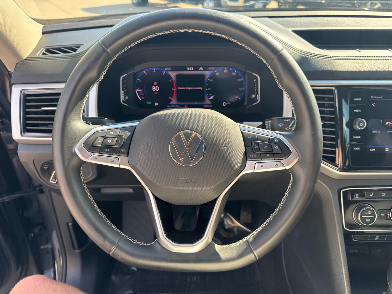 Thumbnail: 2021 Volkswagen Atlas - 16