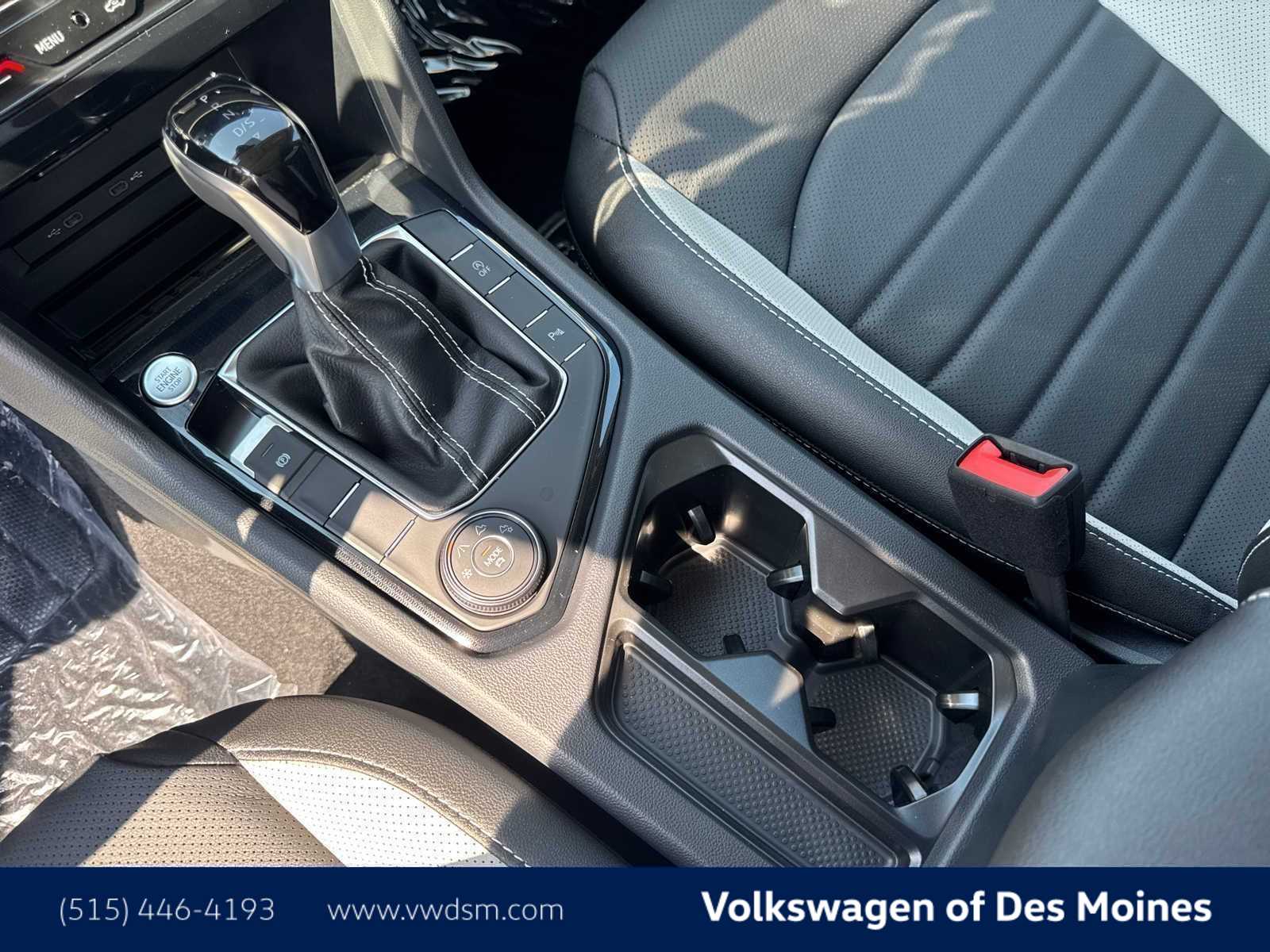 Thumbnail: 2025 Volkswagen Taos - 16