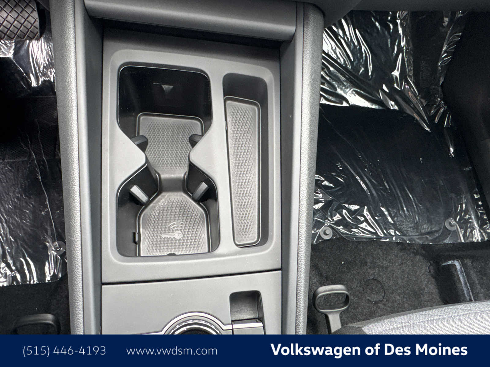 Thumbnail: 2025 Volkswagen Tiguan - 15